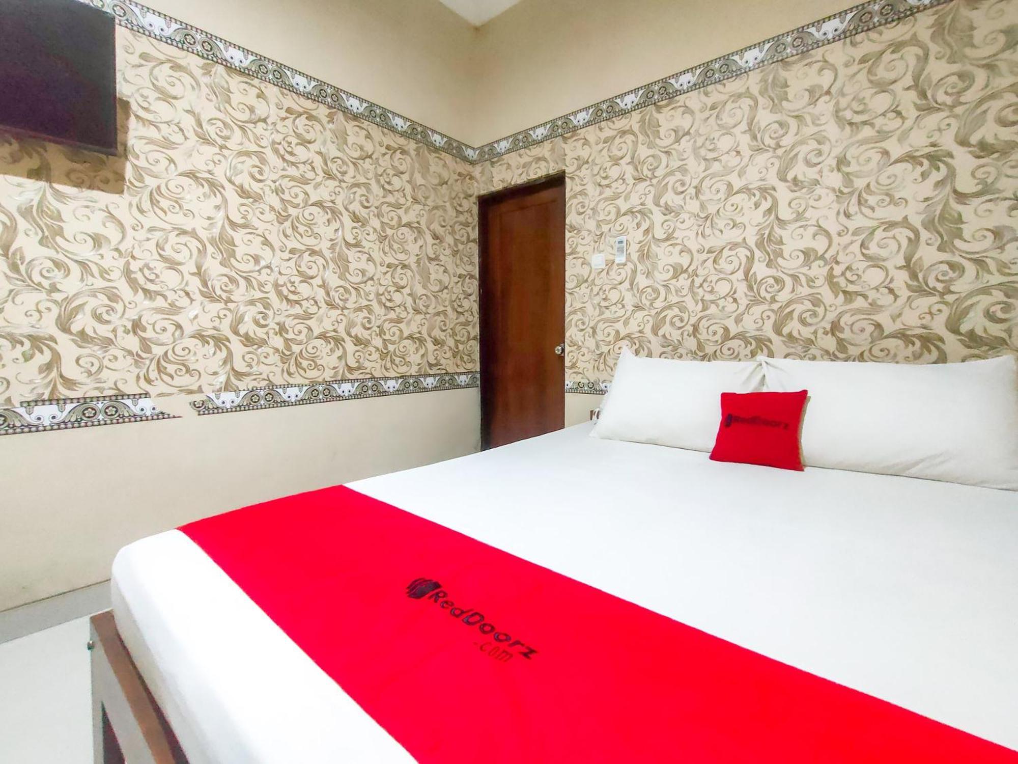 Reddoorz Syariah At Graha Adi Karya Kartasura Hotel Kartosuro Exterior photo